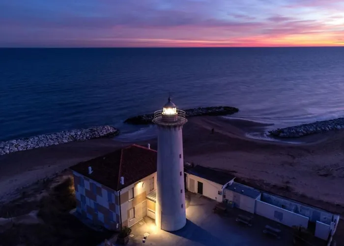 Modern Terraced House Villa