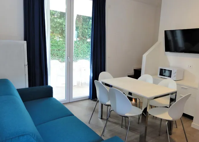 Modern Terraced House ヴィラ